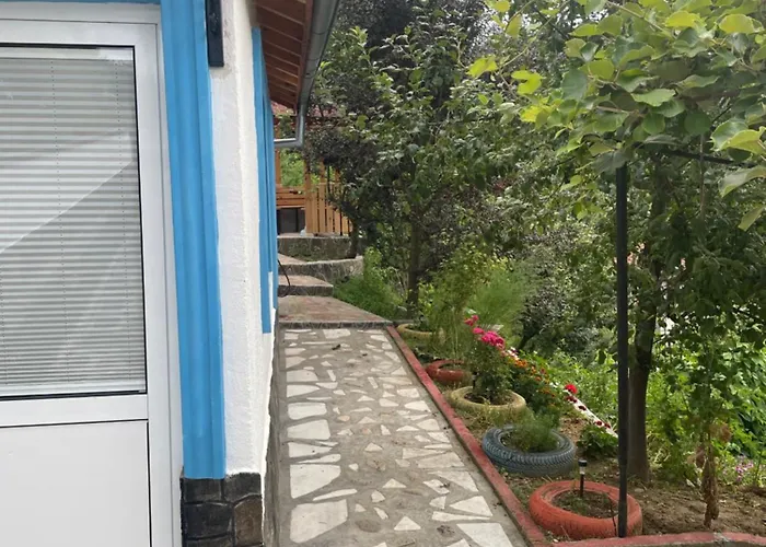 Cozy Home In Ardino